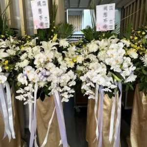 喪禮高架花籃